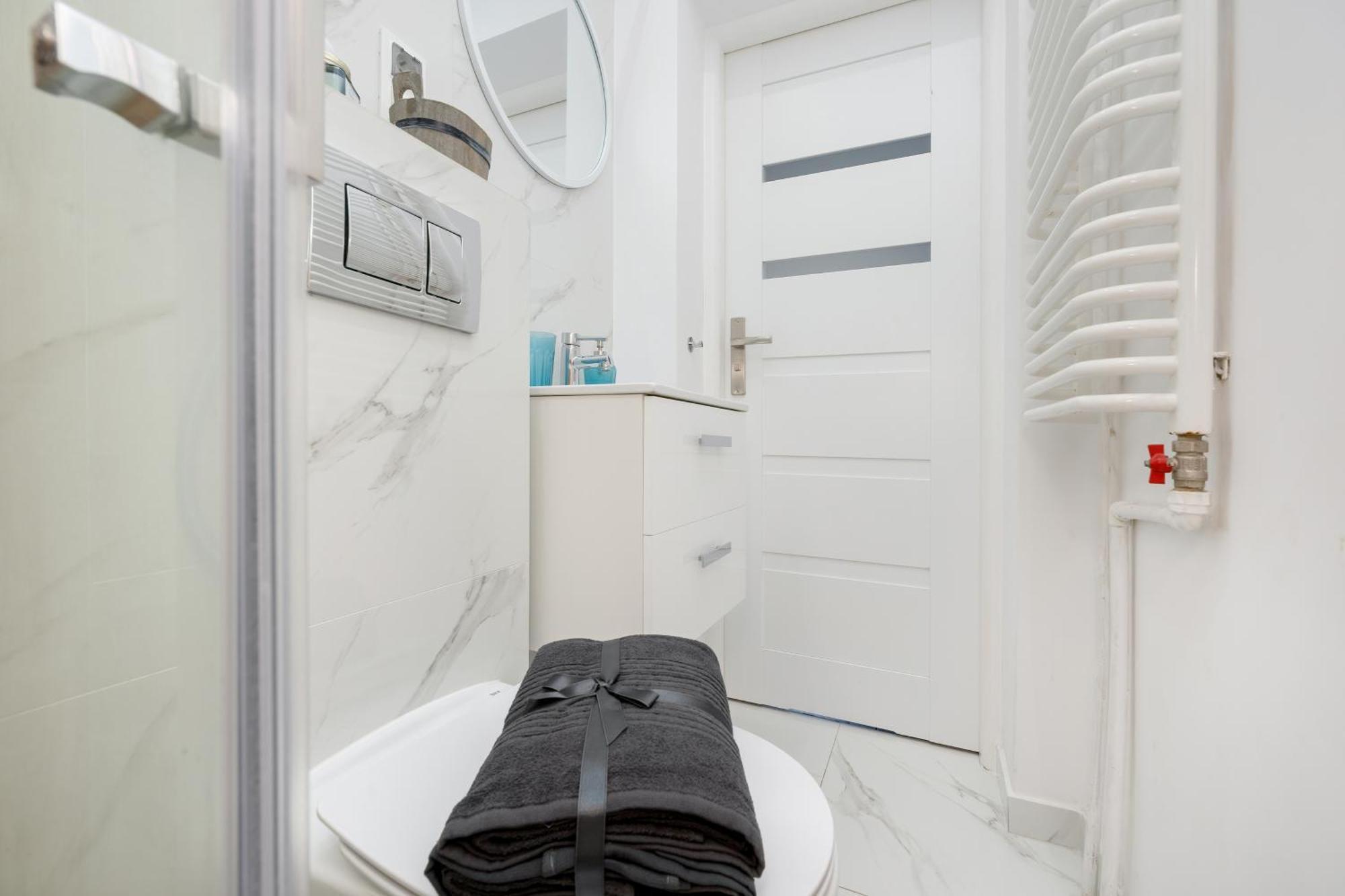 J&W Apartments Studio Solidarnosci Varşova Dış mekan fotoğraf
