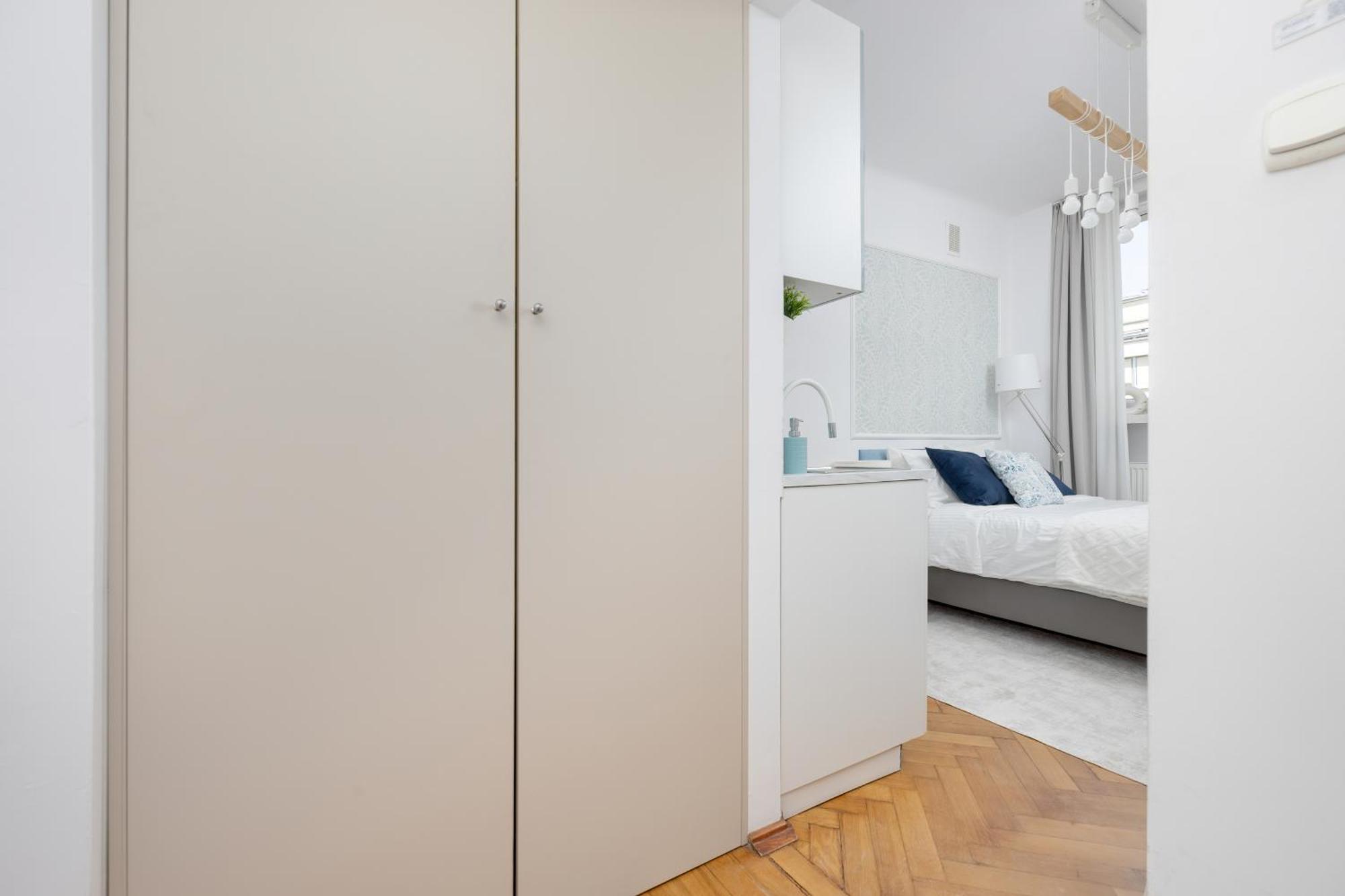 J&W Apartments Studio Solidarnosci Varşova Dış mekan fotoğraf