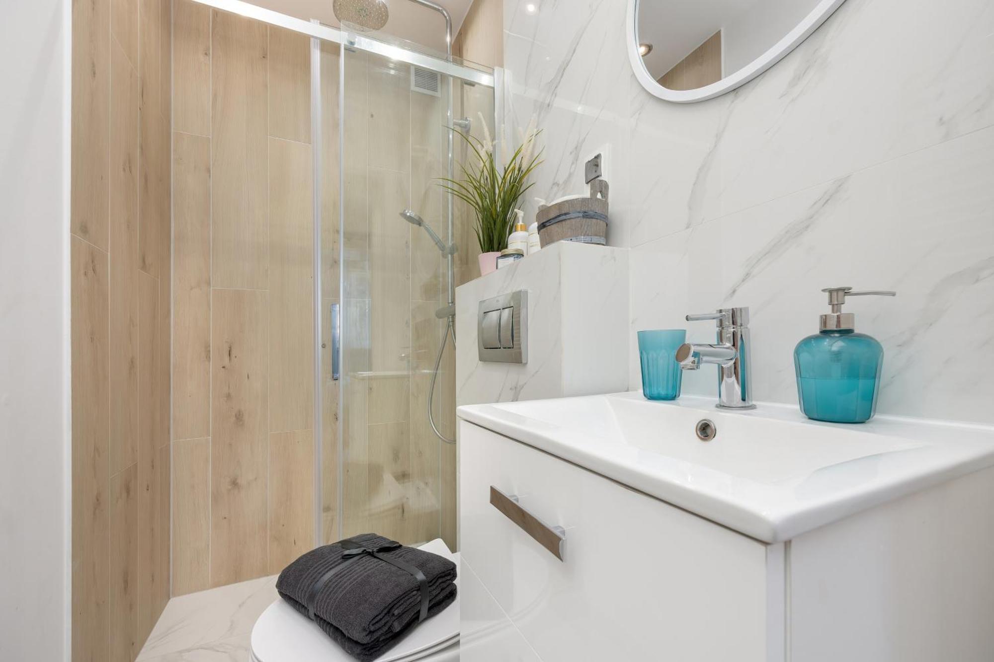 J&W Apartments Studio Solidarnosci Varşova Dış mekan fotoğraf